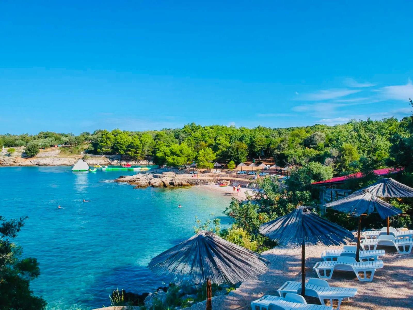 Adria Holiday Home Pinezići Eksteriør billede